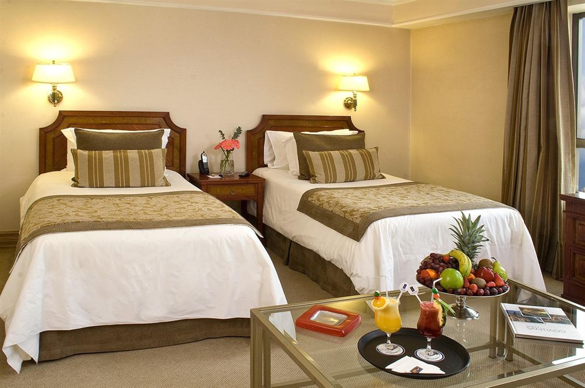 Hotel Regal Pacific Сантяго Екстериор снимка A room at the hotel