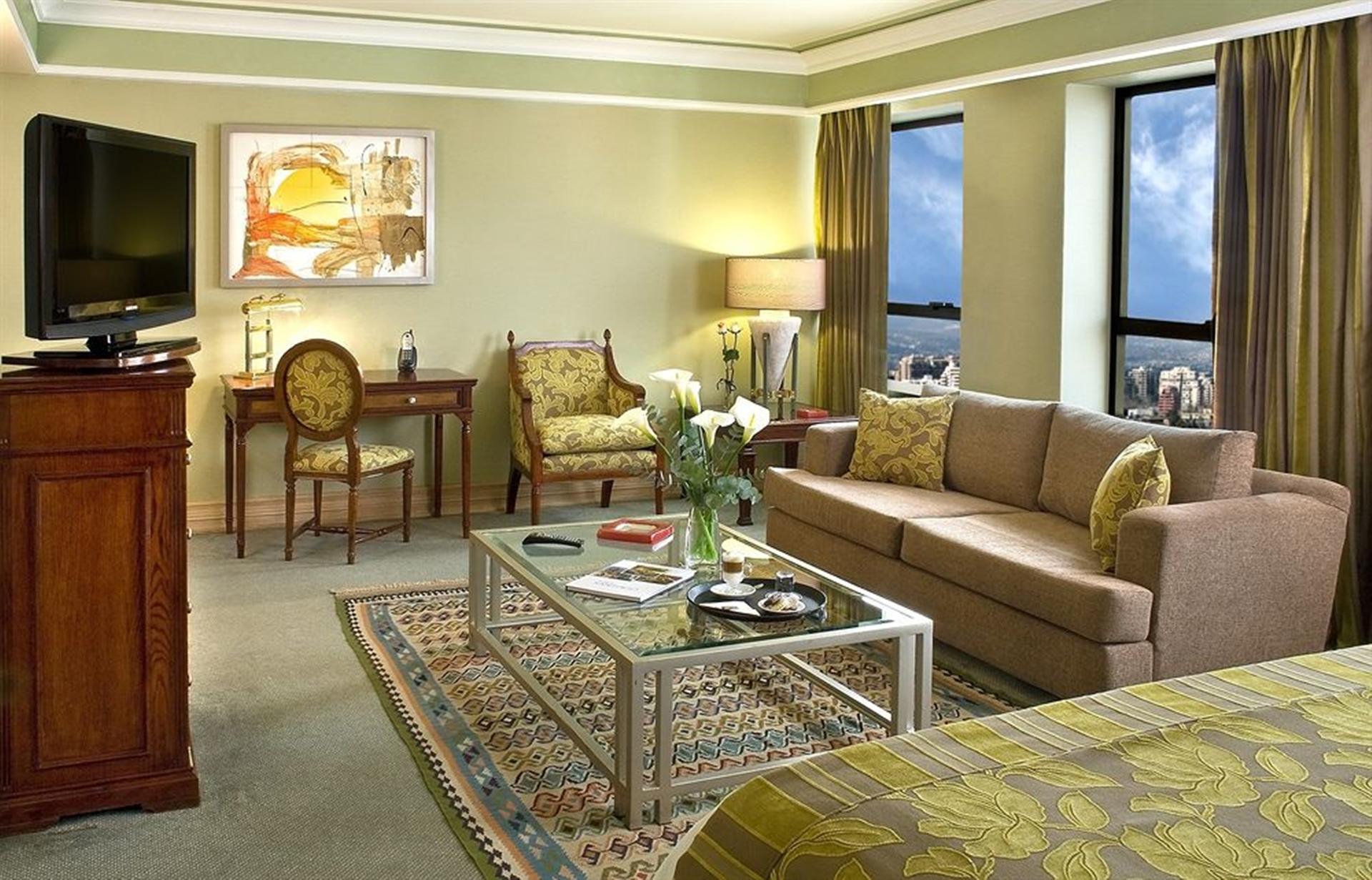 Hotel Regal Pacific Сантяго Екстериор снимка Suite at the Grand Hyatt Mumbai