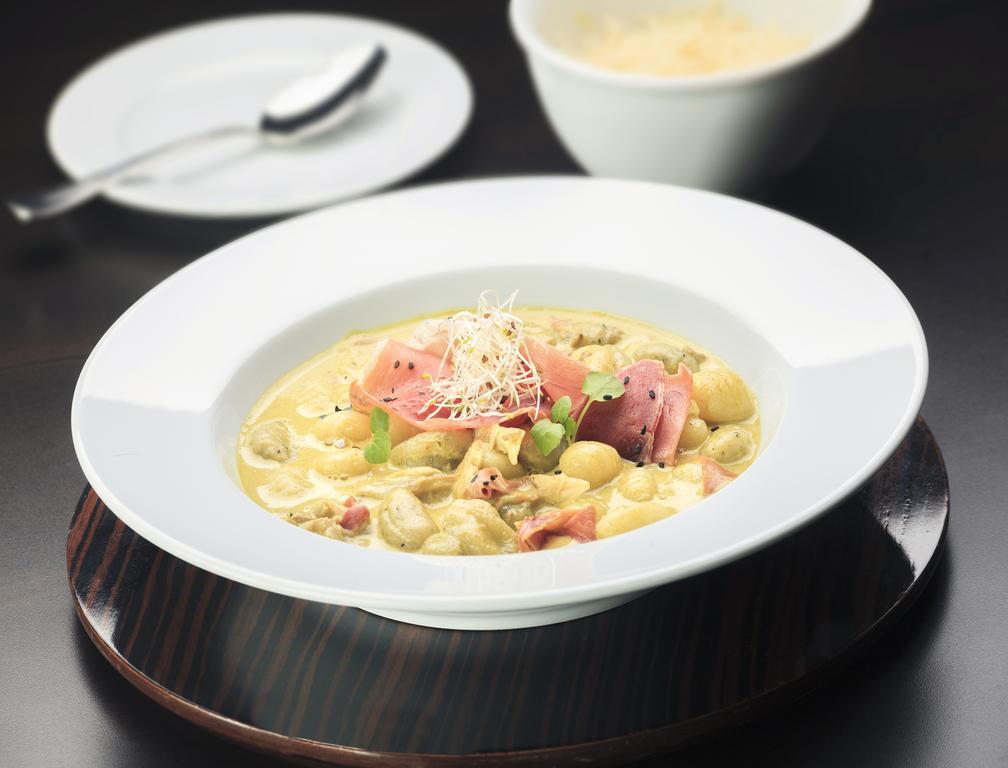Hotel Regal Pacific Сантяго Екстериор снимка A bowl of potato soup