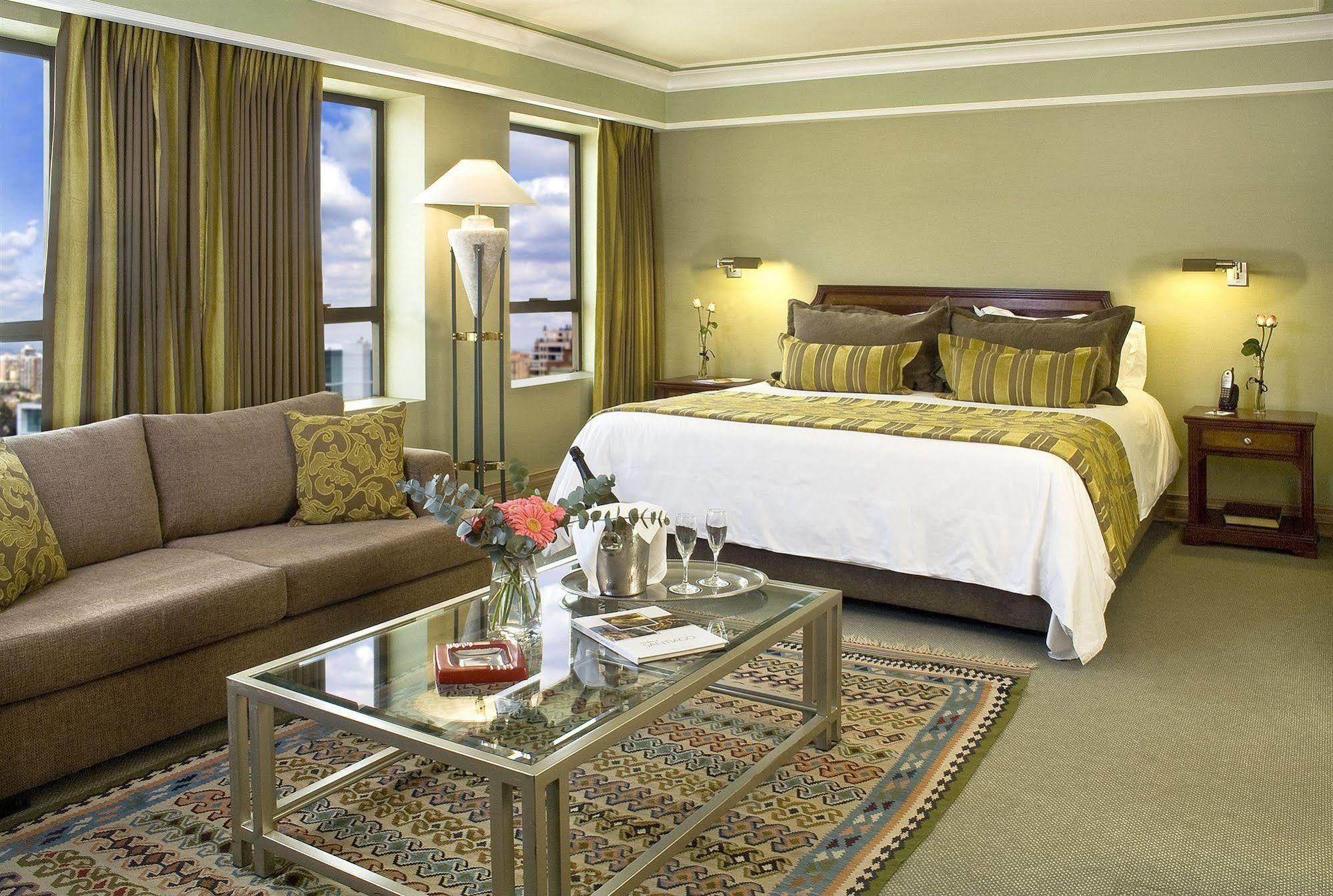 Hotel Regal Pacific Сантяго Екстериор снимка A room at the hotel